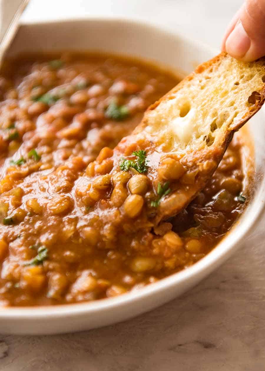 lentil soup with bread